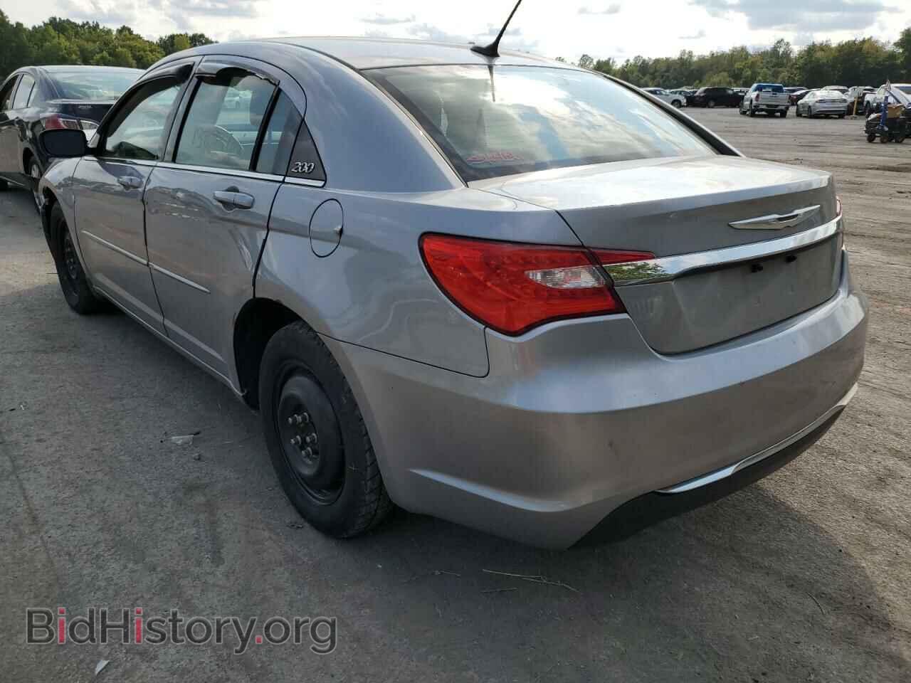 2013 CHRYSLER 200 - VIN: 1C3CCBAB3DN568529 - Фото 3