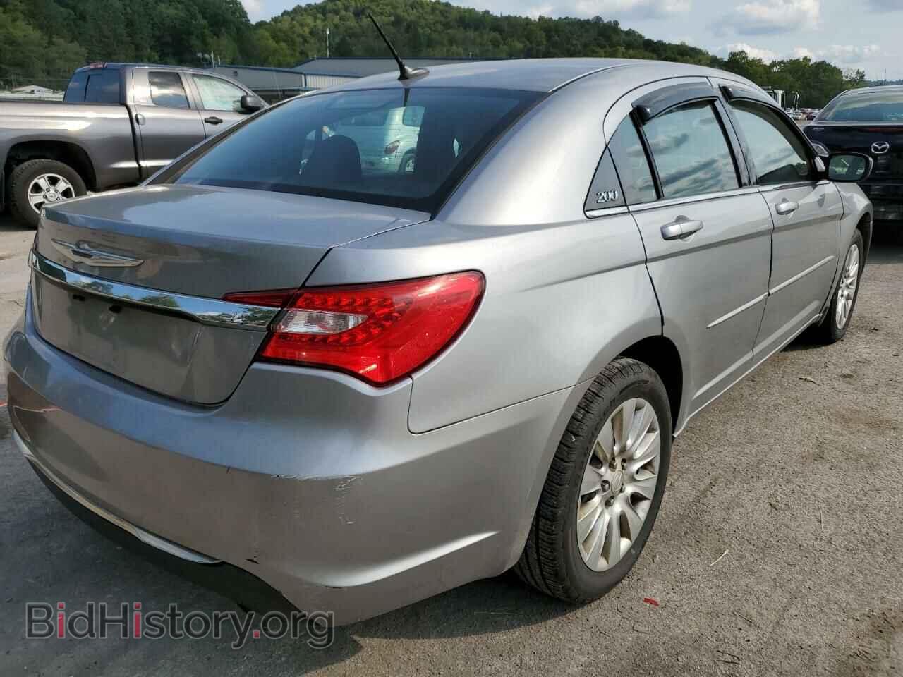 2013 CHRYSLER 200 - VIN: 1C3CCBAB3DN568529 - Фото 4
