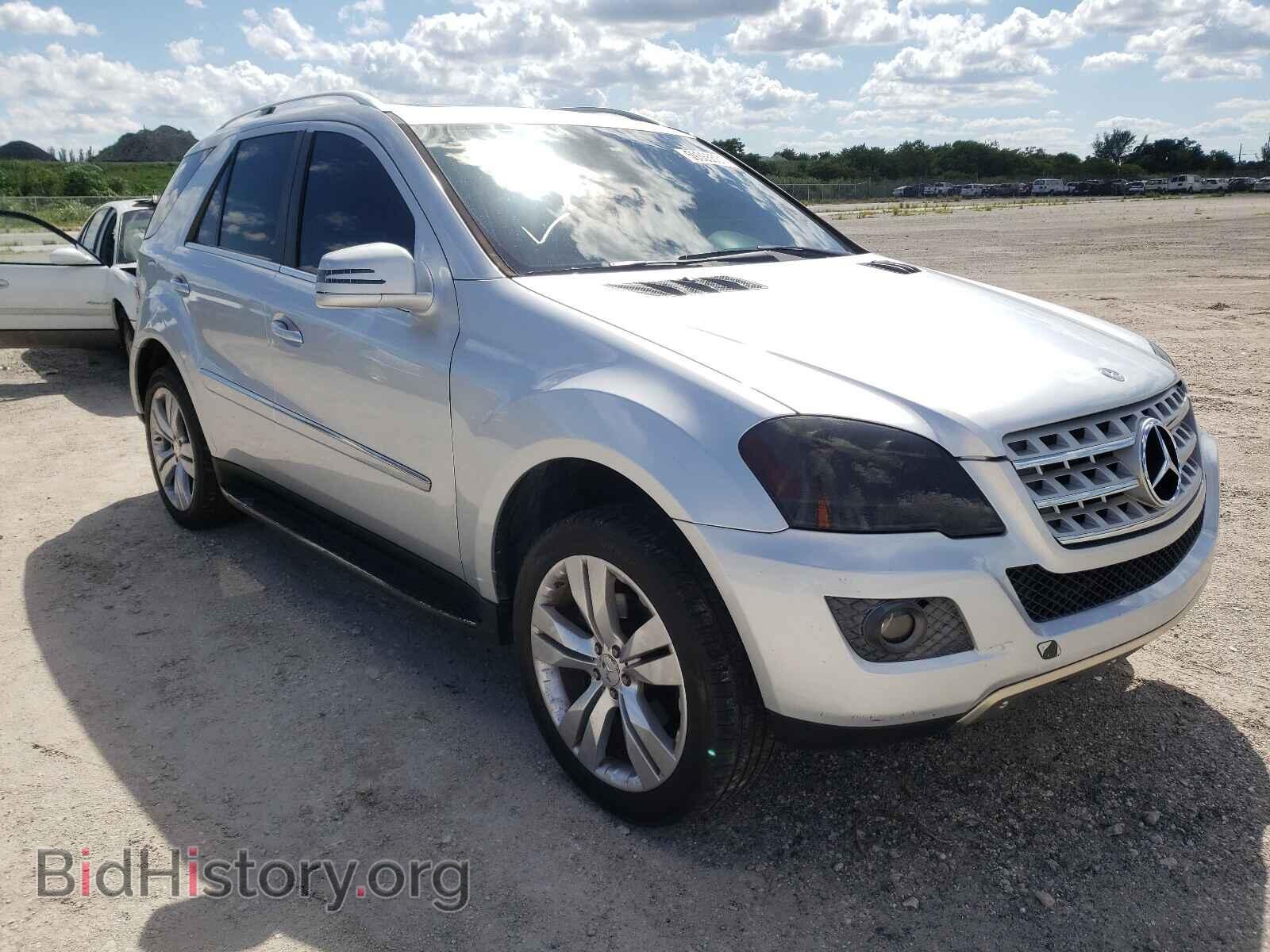 Photo 4JGBB5GB3BA656760 - MERCEDES-BENZ M-CLASS 2011