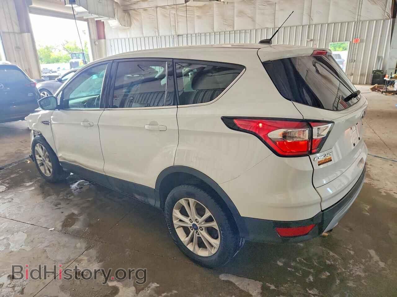 2017 FORD ESCAPE - VIN: 1FMCU0GD9HUE87550 - Фото 2