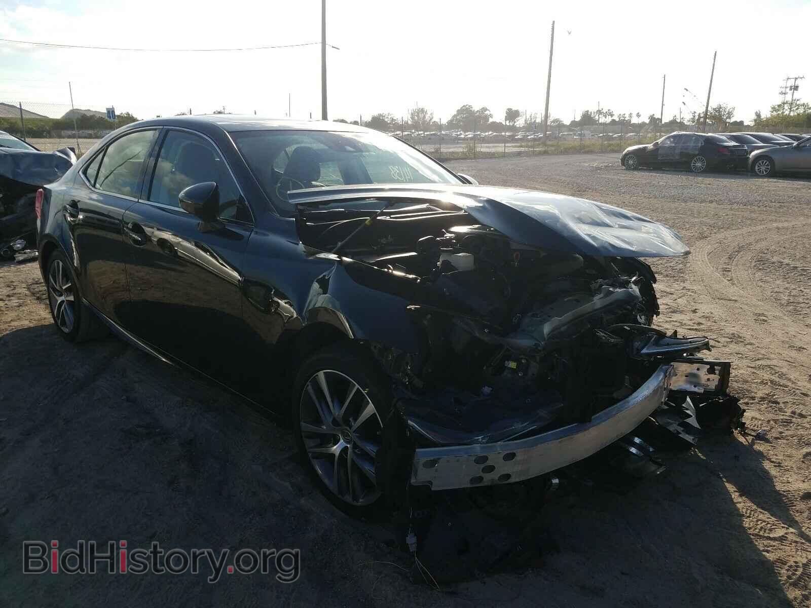 Photo JTHBA1D21K5100717 - LEXUS IS 2019