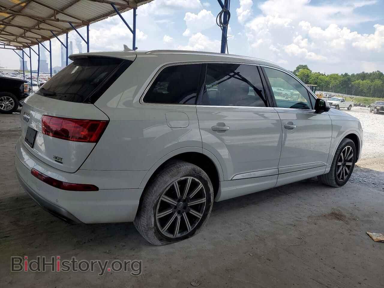 2017 AUDI Q7 - VIN: WA1VAAF72HD011111 - Photo 3