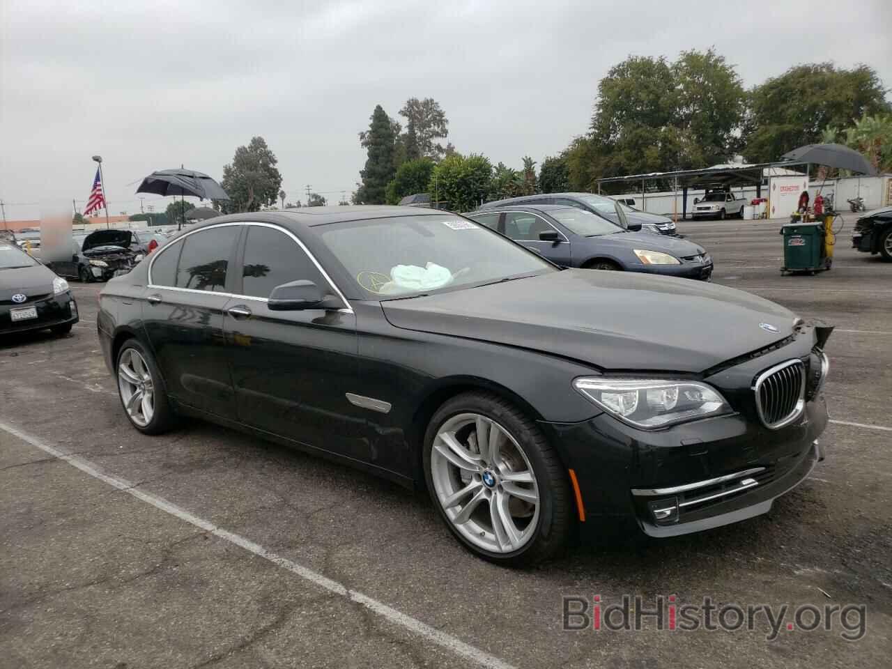 Photo WBAYA6C51DC995142 - BMW 7 SERIES 2013