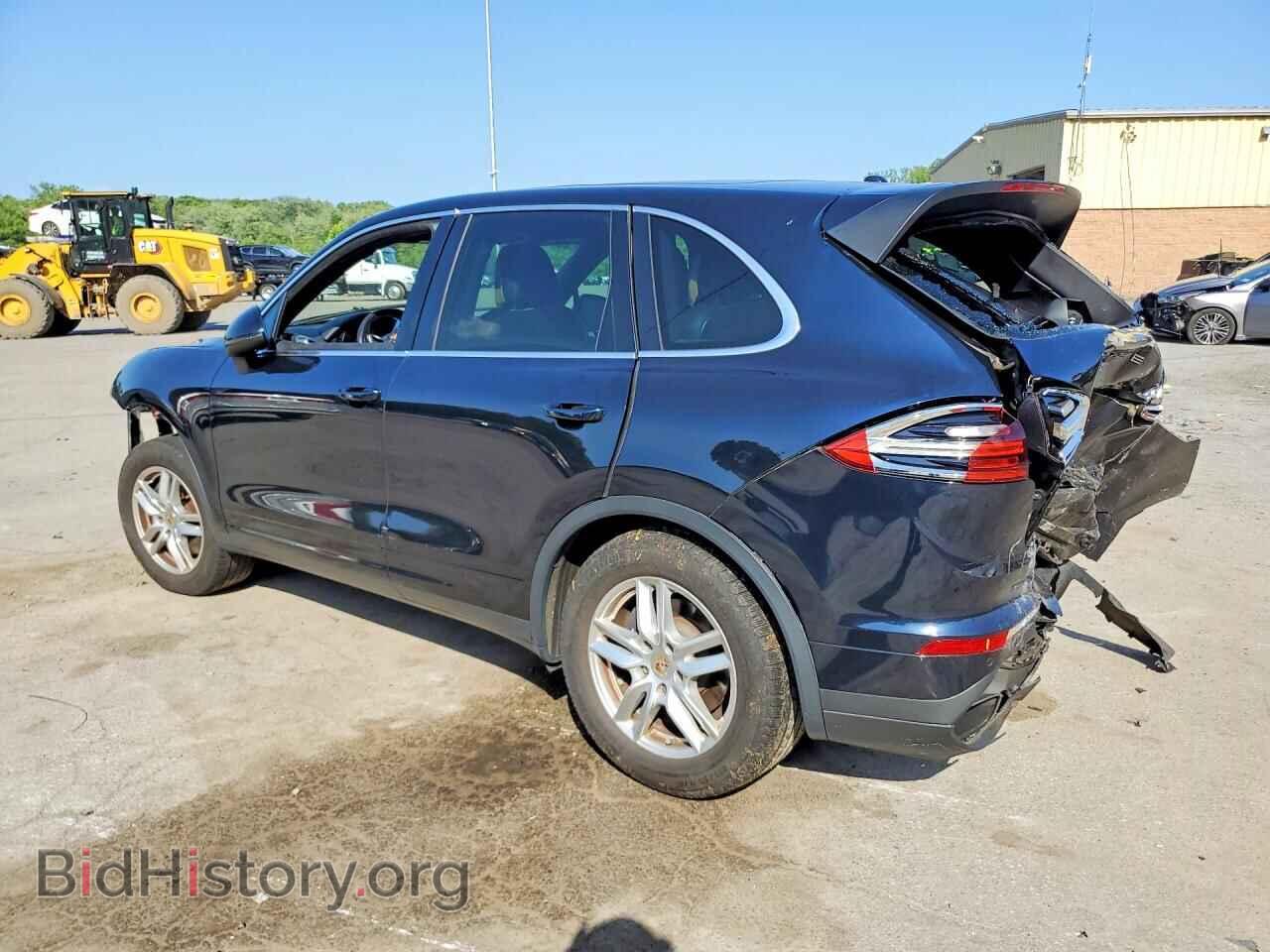 2016 PORSCHE CAYENNE - VIN: WP1AA2A23GLA04564 - Photo 2