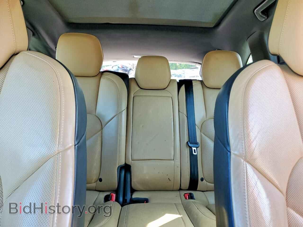 2016 PORSCHE CAYENNE - VIN: WP1AA2A23GLA04564 - Photo 10