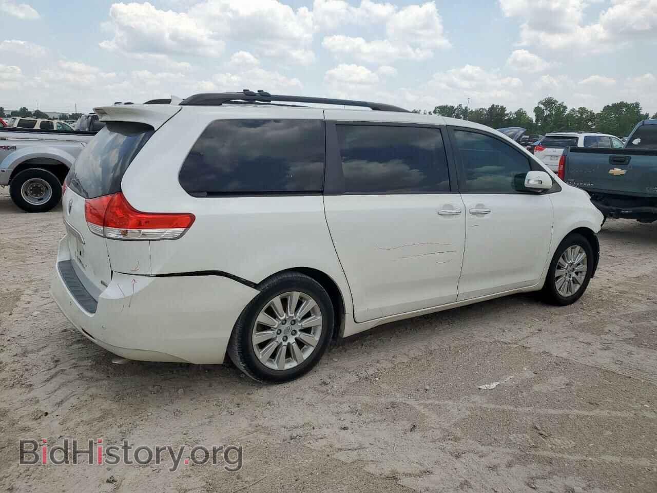 2014 TOYOTA All Models - VIN: 5TDYK3DC6ES460125 - Фото 3
