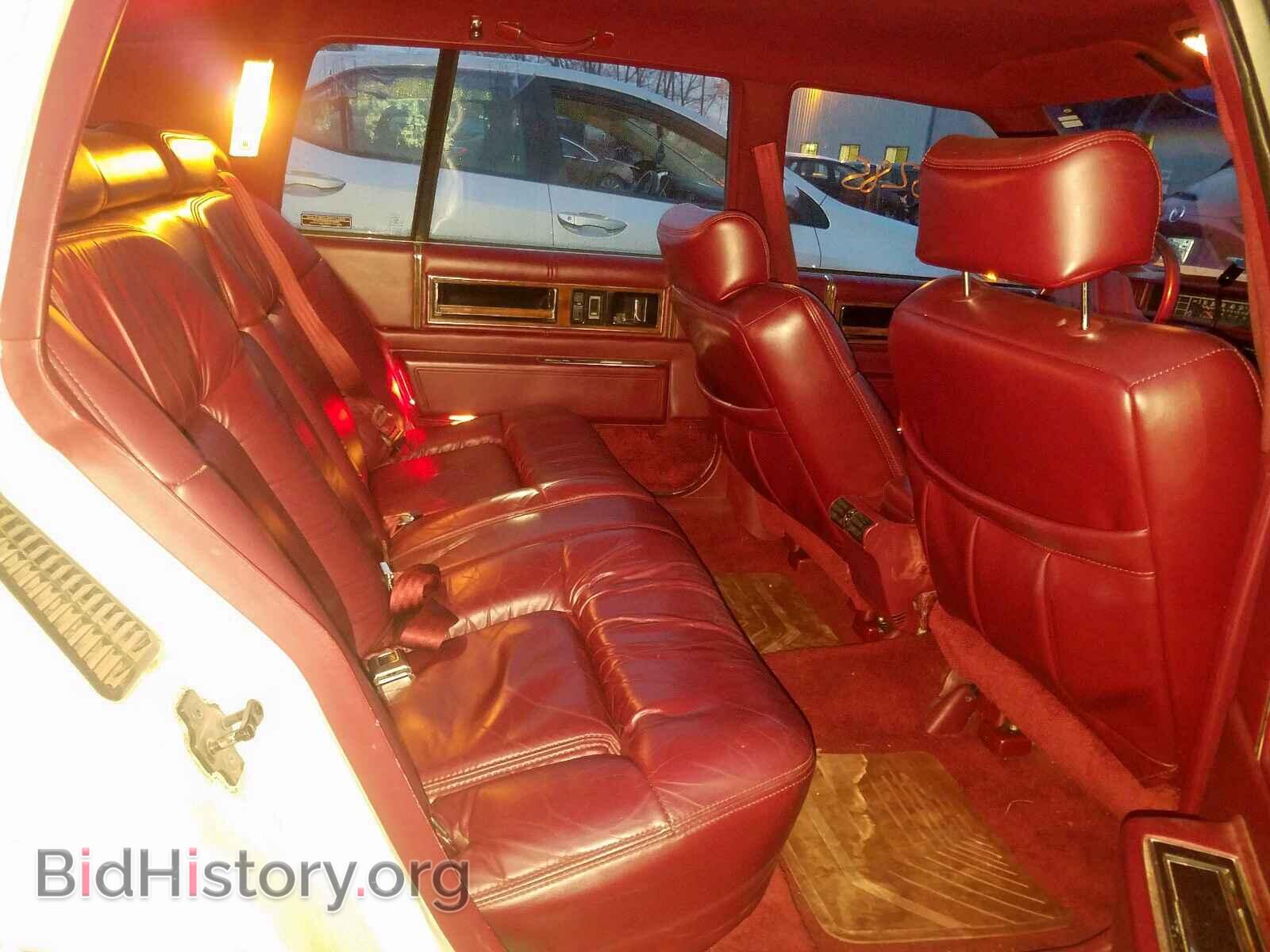 1992 CADILLAC DEVILLE - VIN: 1G6CD53B3N4328866 - Photo 6