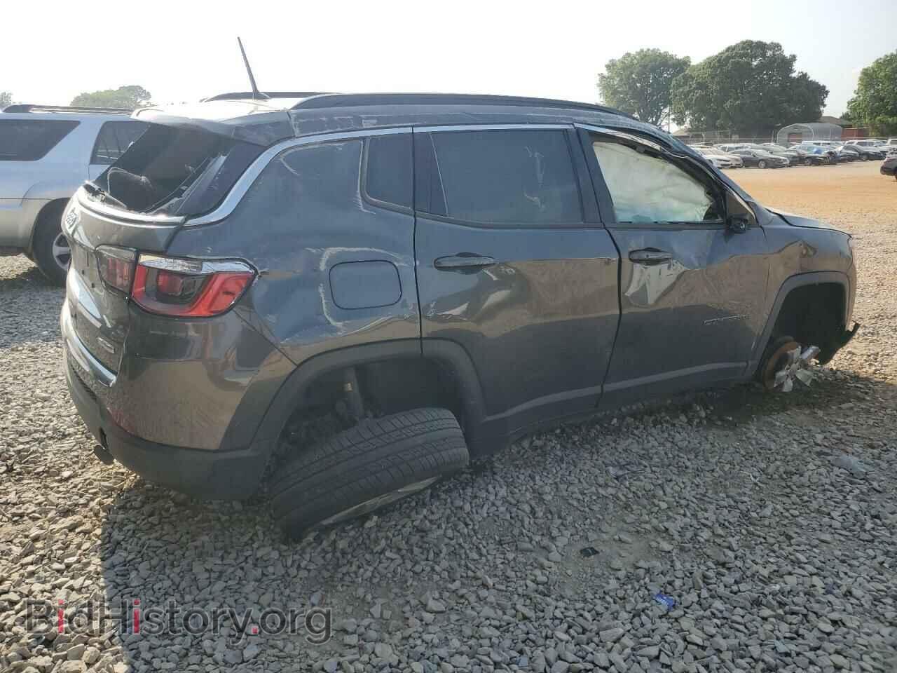 2018 JEEP COMPASS - VIN: 3C4NJCBB4JT286569 - Фото 3