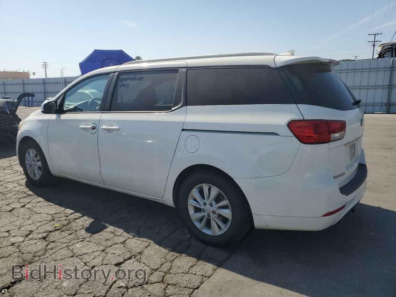 2015 KIA All Models - VIN: KNDMB5C11F6060940 - Photo 2