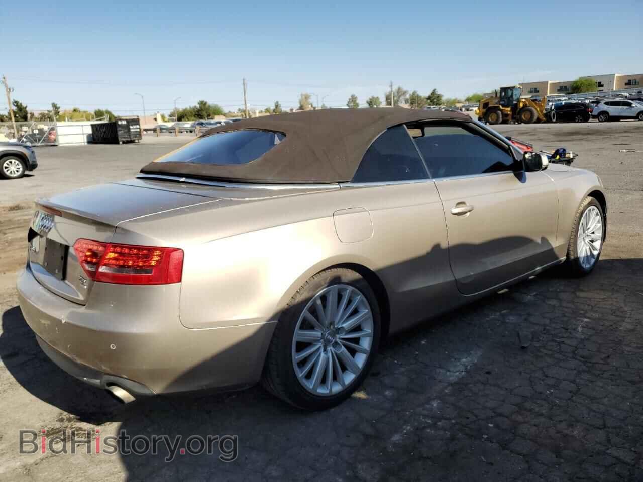 2010 AUDI A5 - VIN: WAULFAFH5AN008546 - Photo 3
