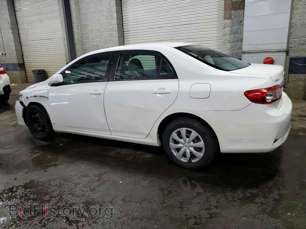 2011 TOYOTA COROLLA - VIN: 2T1BU4EE3BC610704 - Photo 2