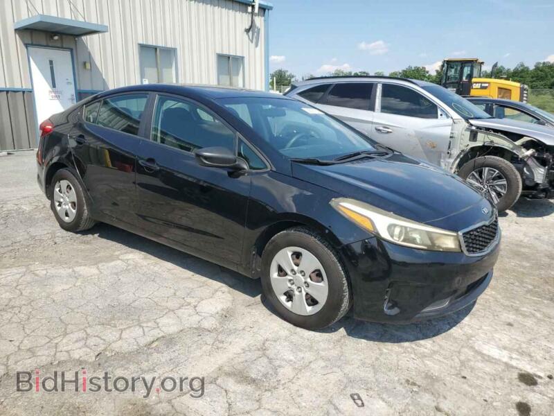 2017 Kia FORTE (VIN 3KPFK4A76HE036107) — photo 4 of 12