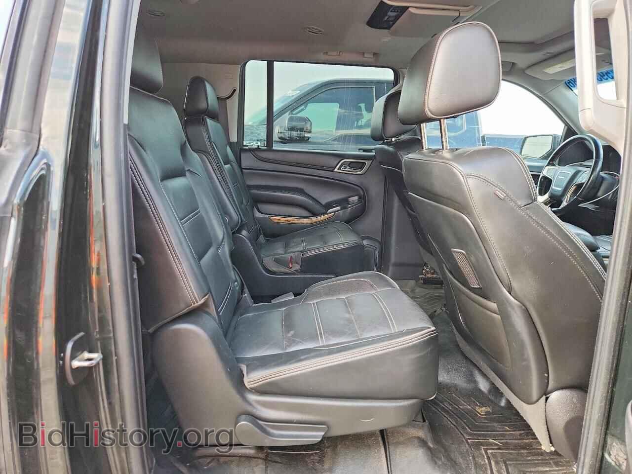 2016 GMC YUKON - VIN: 1GKS2HKJ1GR337018 - Photo 10
