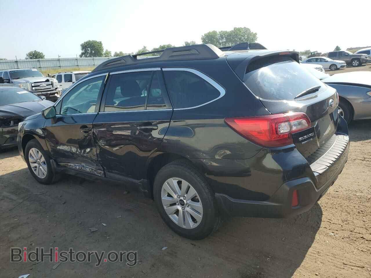 2019 SUBARU OUTBACK - VIN: 4S4BSAFC1K3203311 - Фото 2