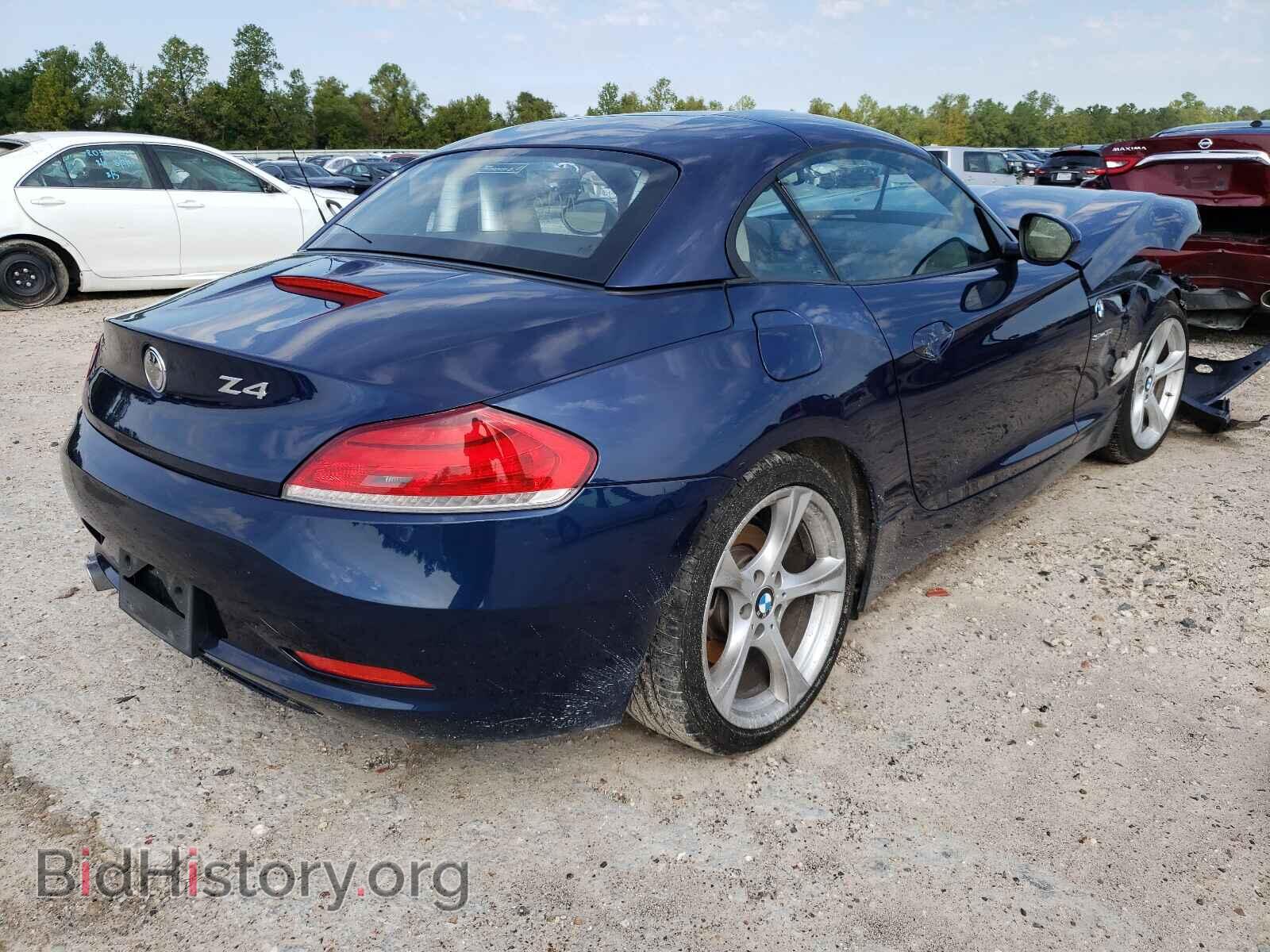 2011 BMW Z4 - VIN: WBALM5C59BE379959 - Фото 4