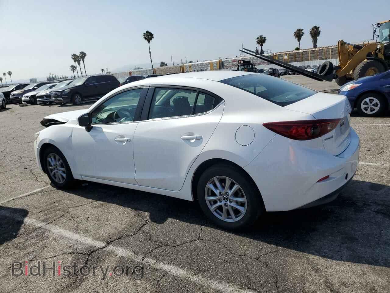 2018 MAZDA 3 - VIN: 3MZBN1U73JM161266 - Фото 2
