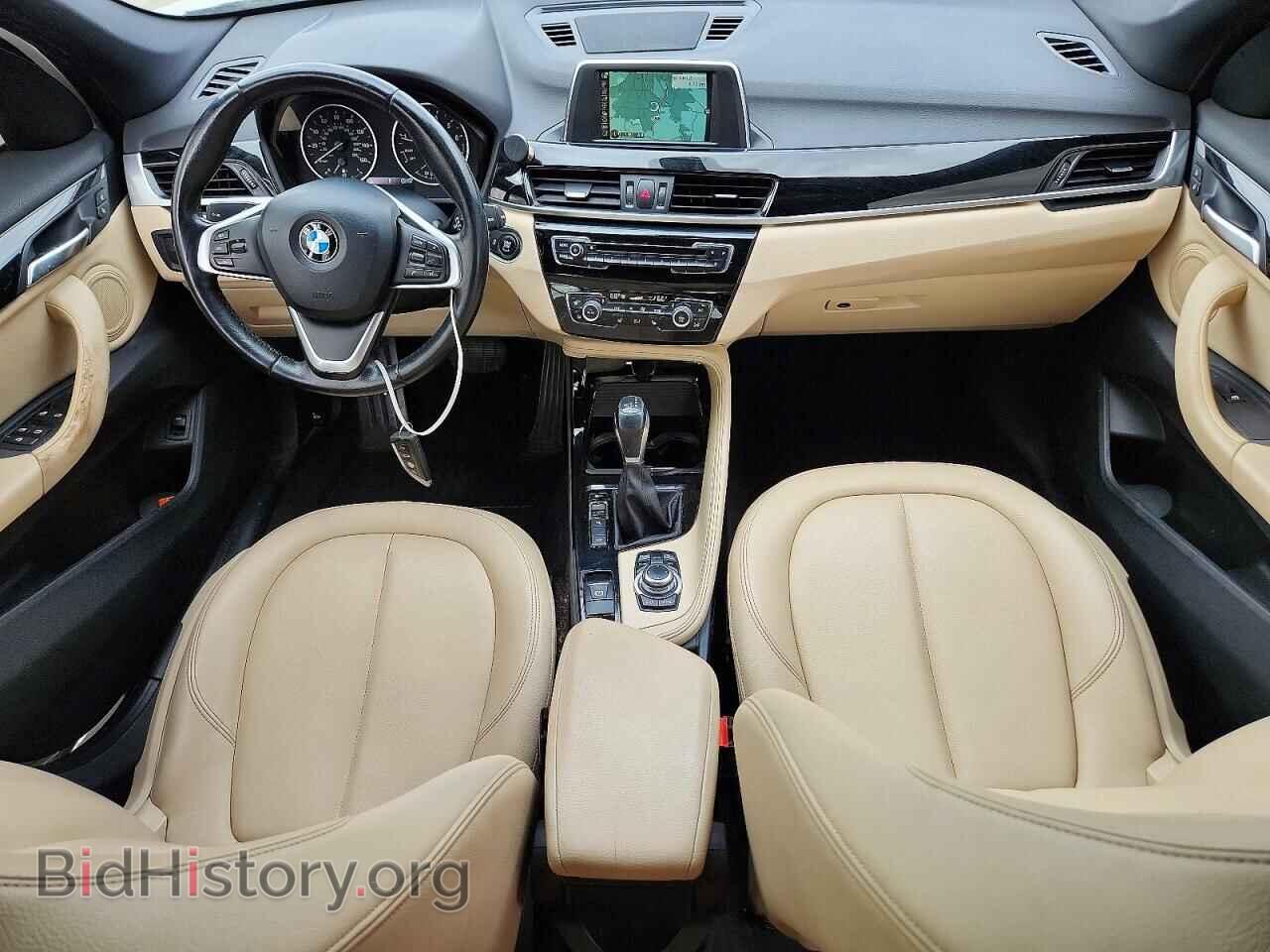 2016 BMW X1 - VIN: WBXHT3C30GP884608 - Фото 8