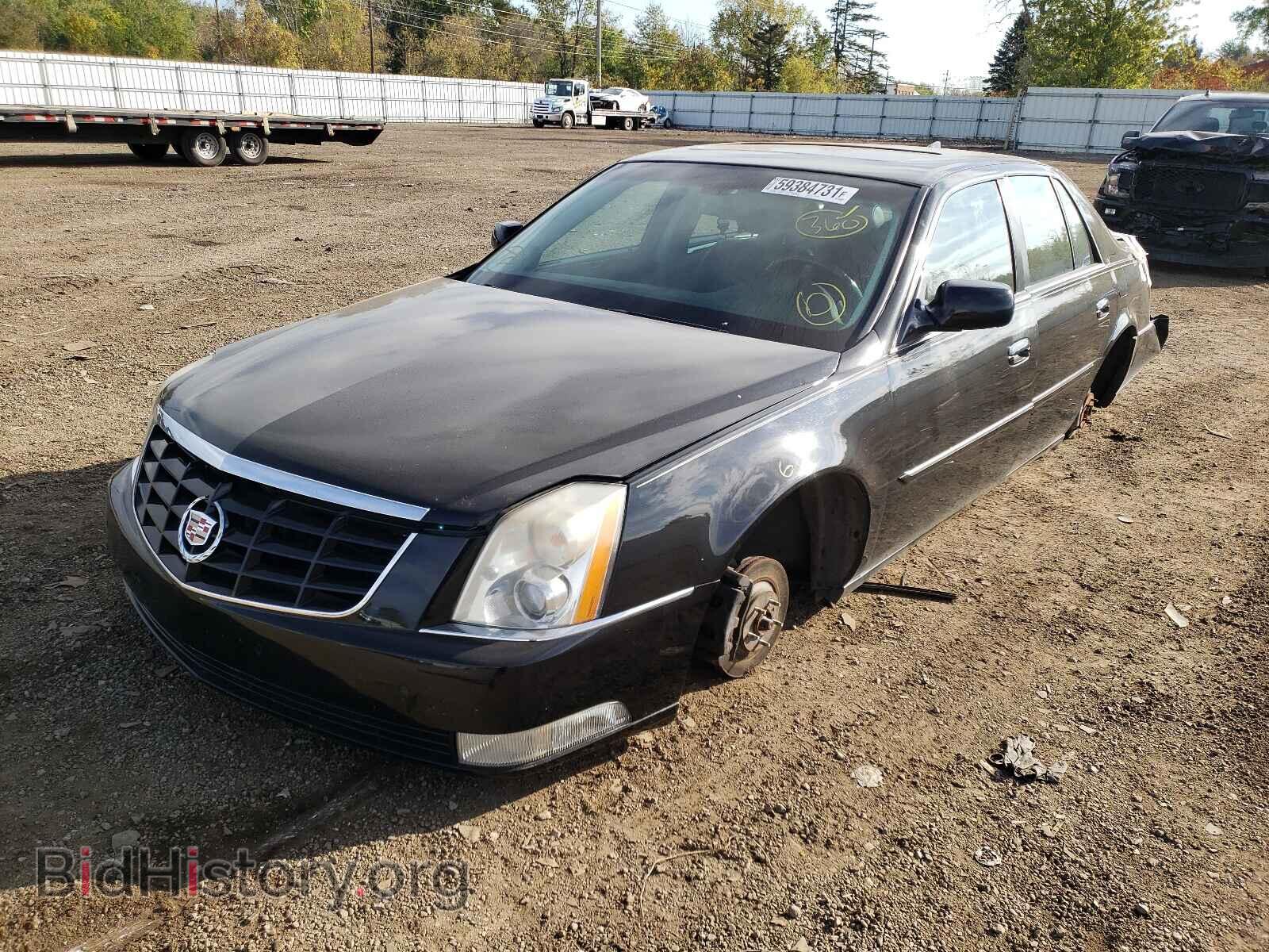 2011 CADILLAC DTS - VIN: 1G6KH5E6XBU117725 - Фото 2