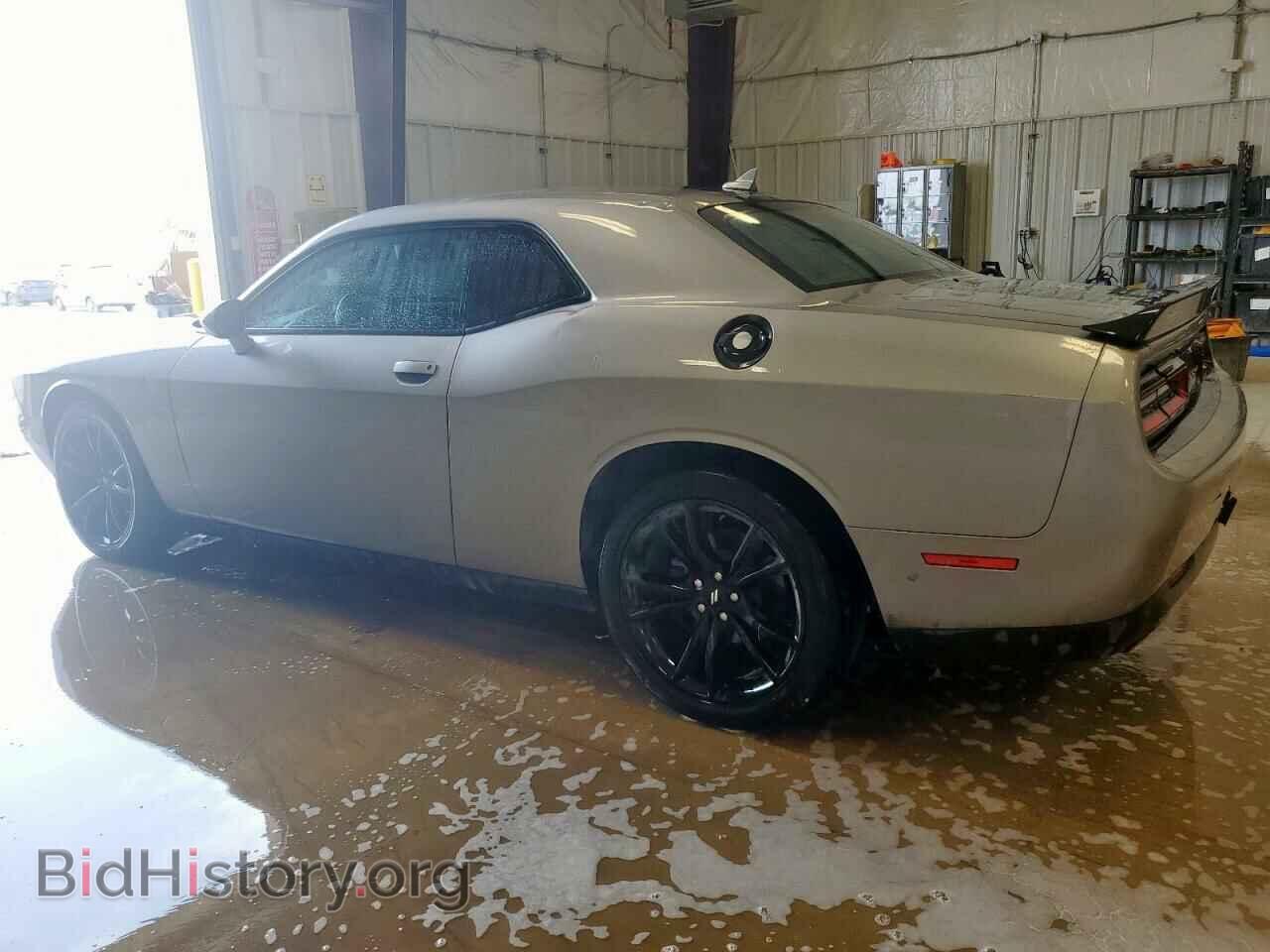 2018 DODGE CHALLENGER - VIN: 2C3CDZAG8JH178032 - Photo 2