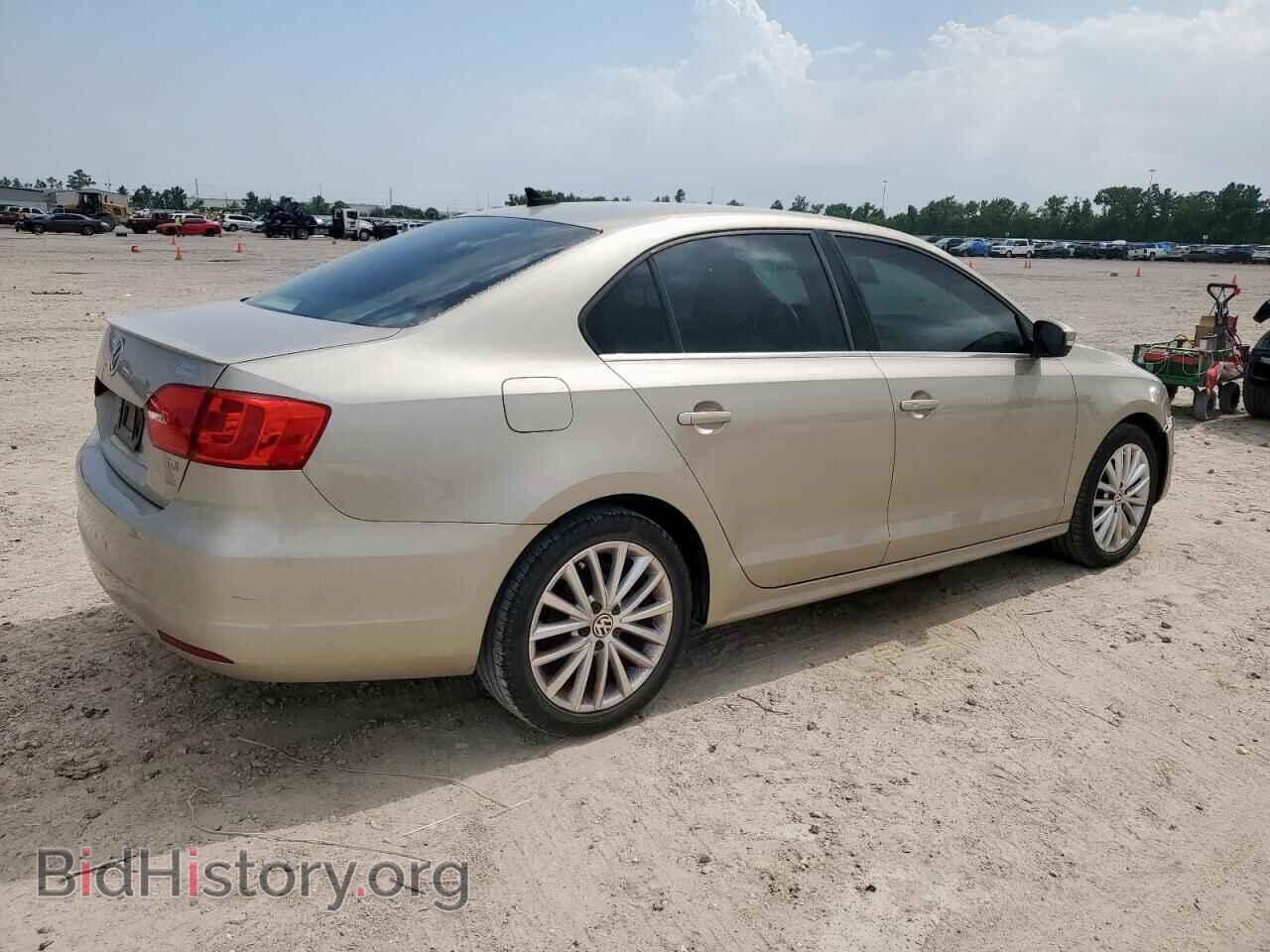 2014 VOLKSWAGEN JETTA - VIN: 3VWLL7AJ9EM303770 - Фото 3