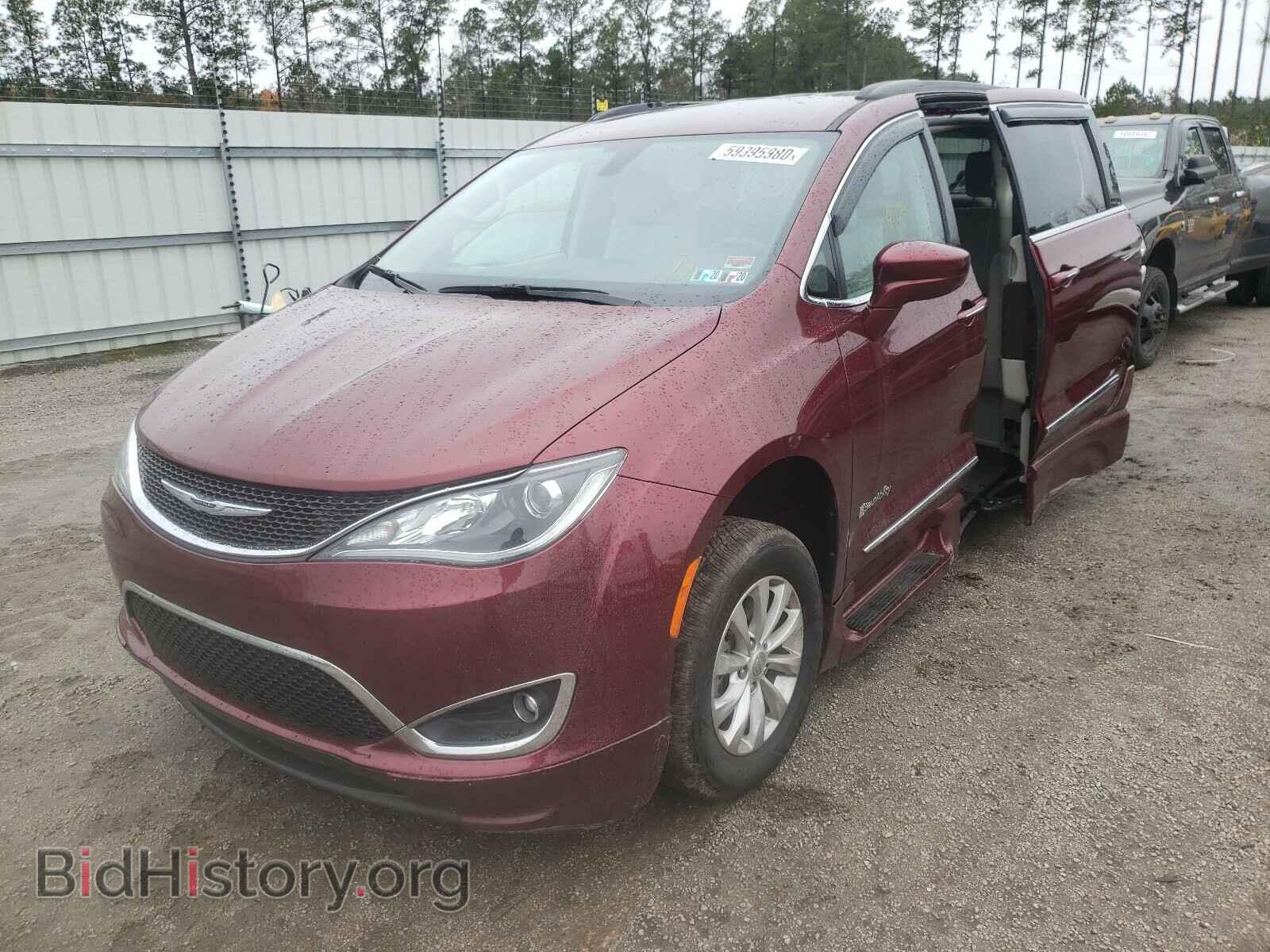 2017 CHRYSLER PACIFICA - VIN: 2C4RC1BG4HR688066 - Фото 2