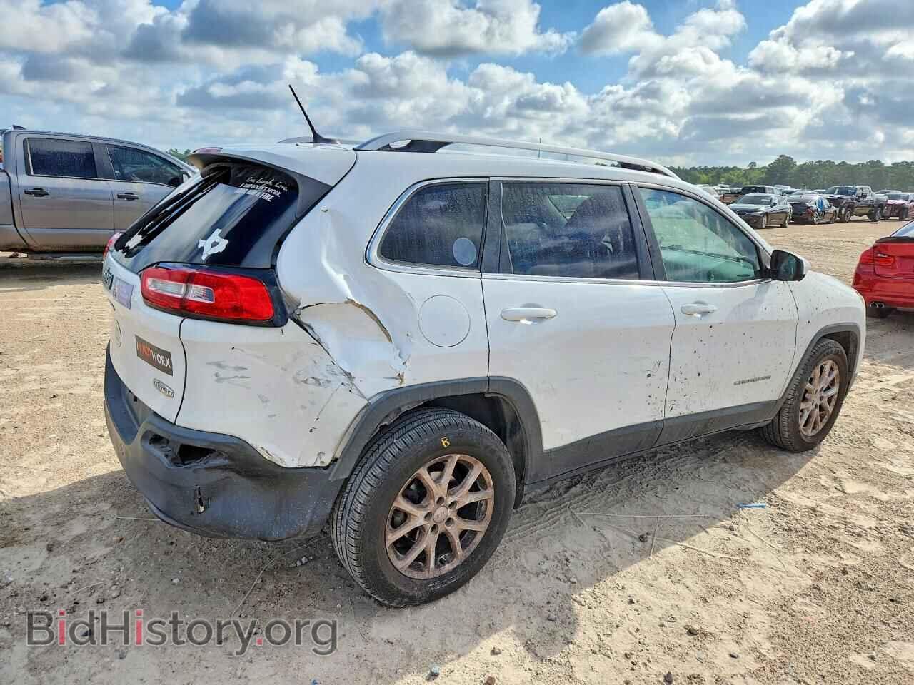 2018 JEEP CHEROKEE - VIN: 1C4PJLCB1JD577687 - Фото 3