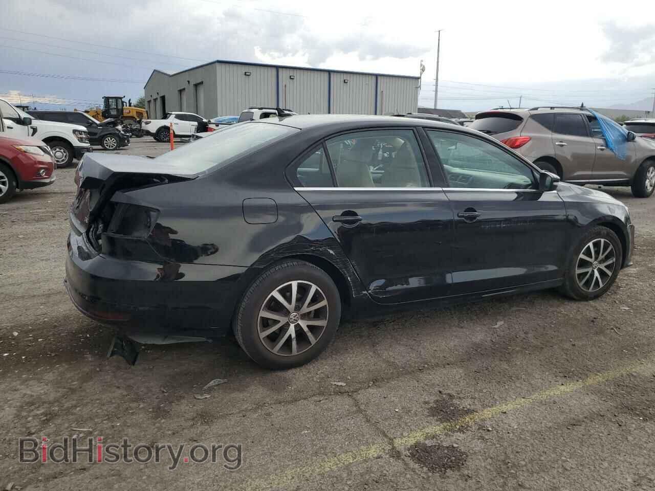 2017 VOLKSWAGEN JETTA - VIN: 3VWDB7AJ8HM218575 - Фото 3