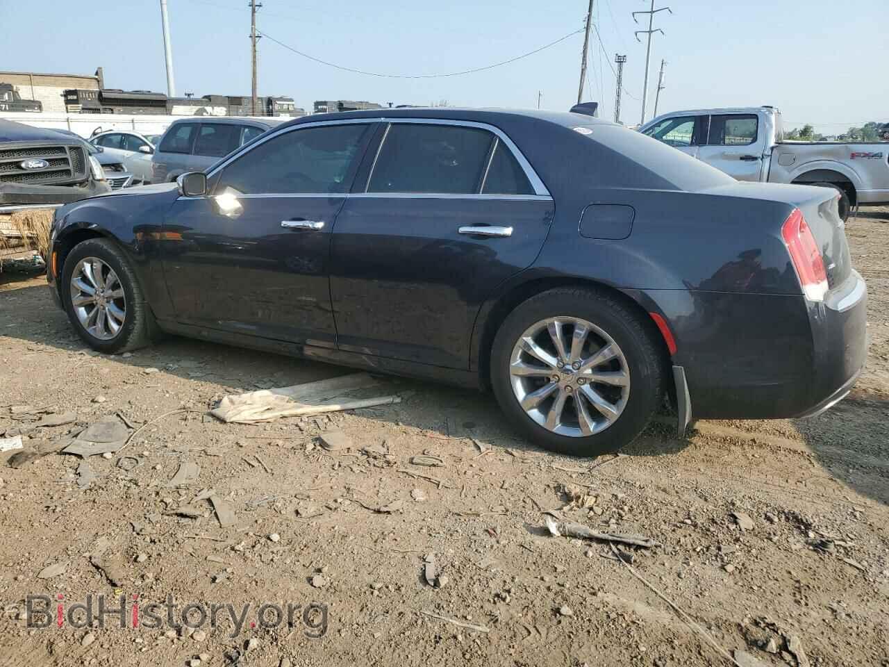 2017 CHRYSLER 300 - VIN: 2C3CCAKG3HH606876 - Фото 2