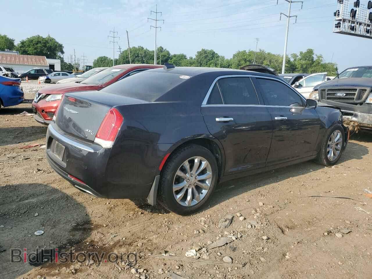 2017 CHRYSLER 300 - VIN: 2C3CCAKG3HH606876 - Фото 3