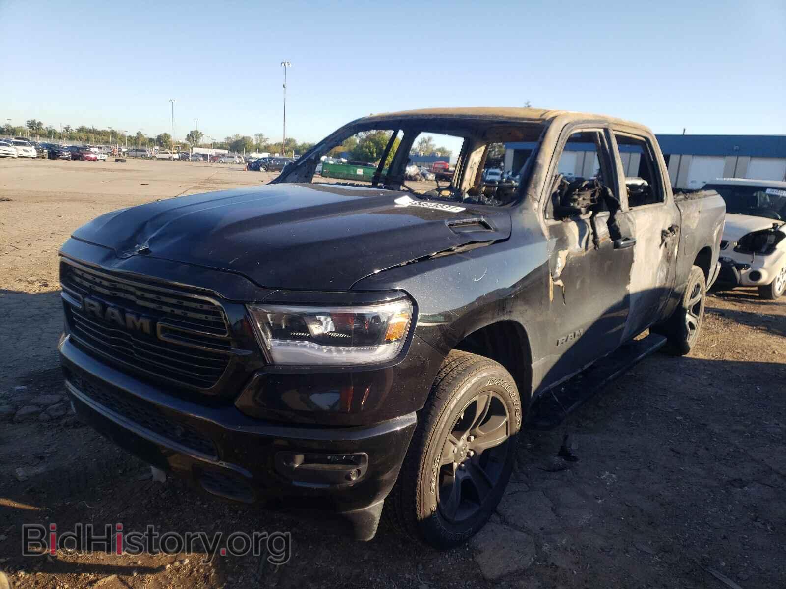2020 RAM 1500 - VIN: 1C6SRFFTXLN235667 - Фото 2