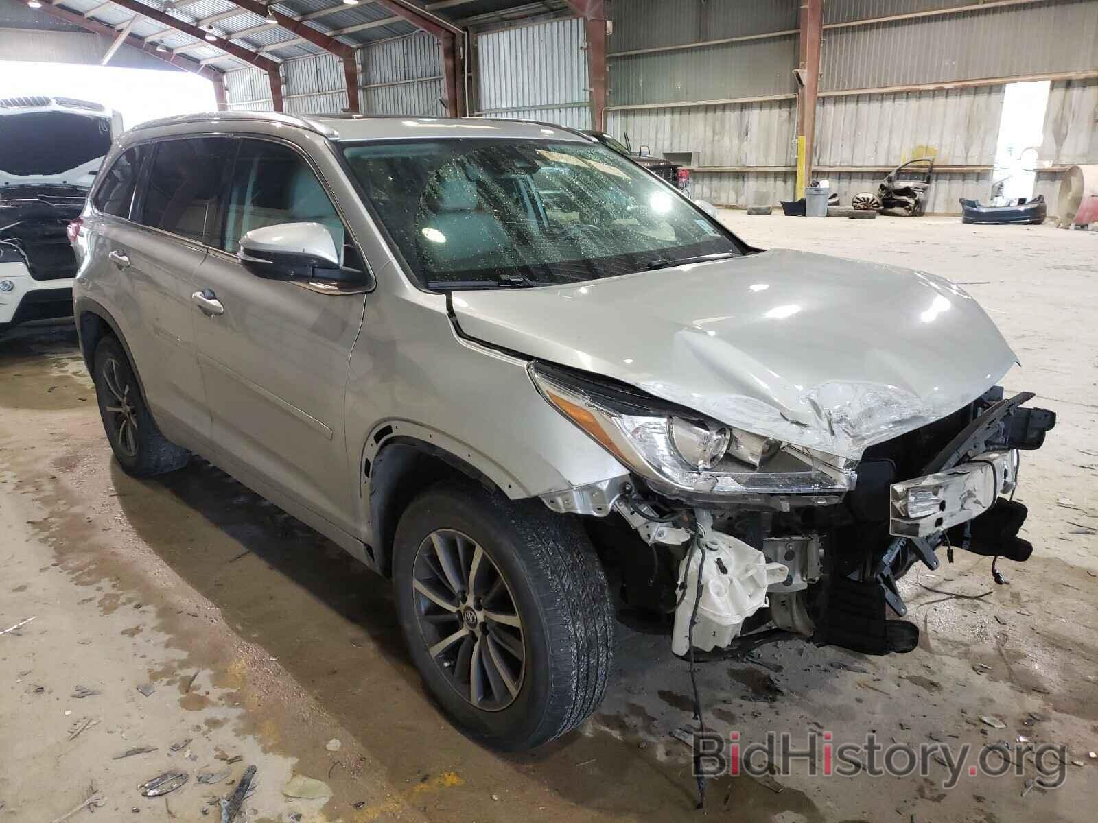 Фотография 5TDKZRFH8HS515384 - TOYOTA HIGHLANDER 2017