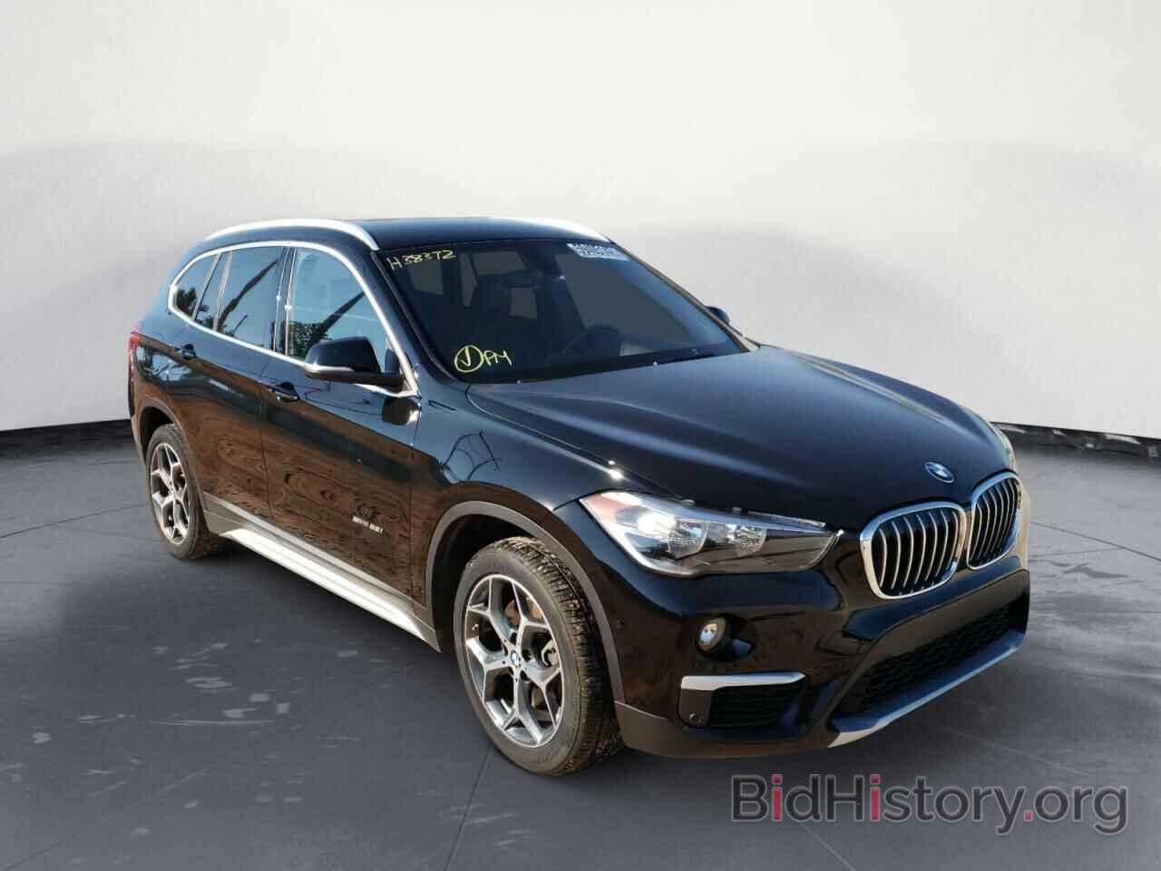 Фотография WBXHU7C37H5H38372 - BMW X1 2017