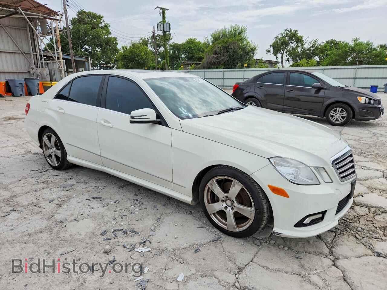 2011 MERCEDES-BENZ E-CLASS - VIN: WDDHF5GB2BA464724 - Фото 4