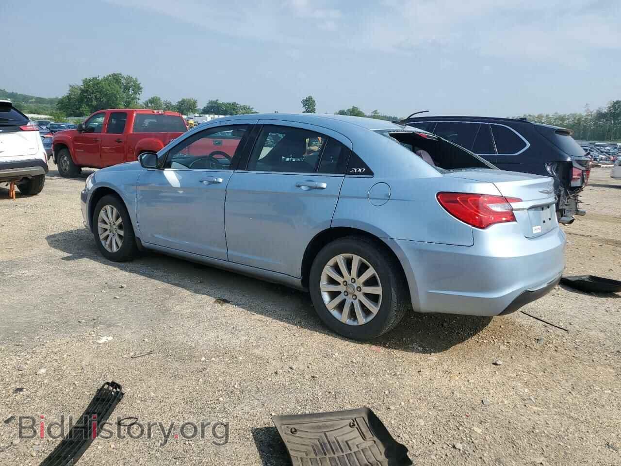 2013 CHRYSLER 200 - VIN: 1C3CCBBB0DN617216 - Photo 2