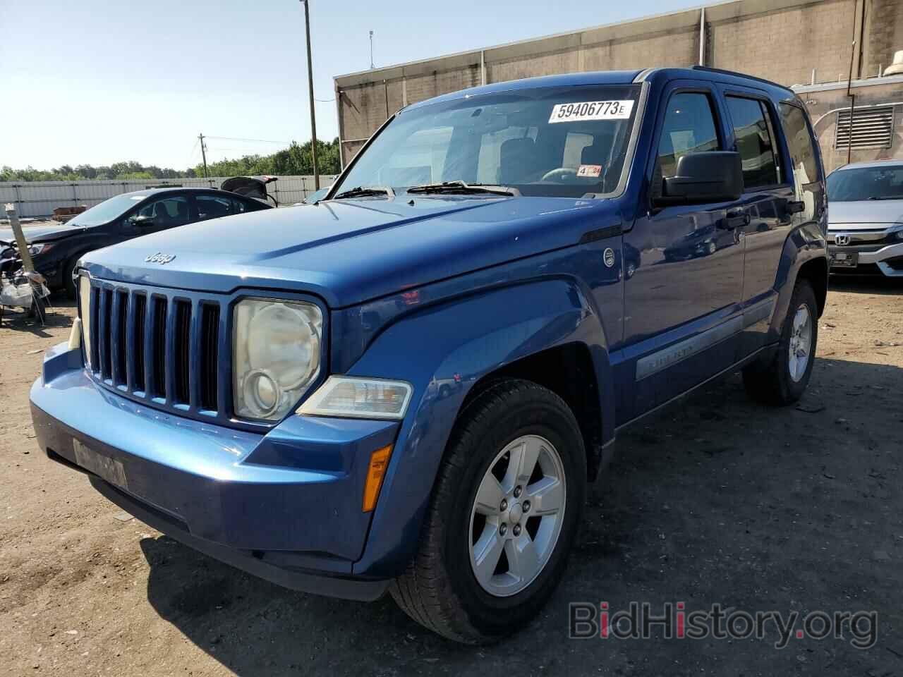 Photo 1J8GN28K29W551986 - JEEP LIBERTY 2009