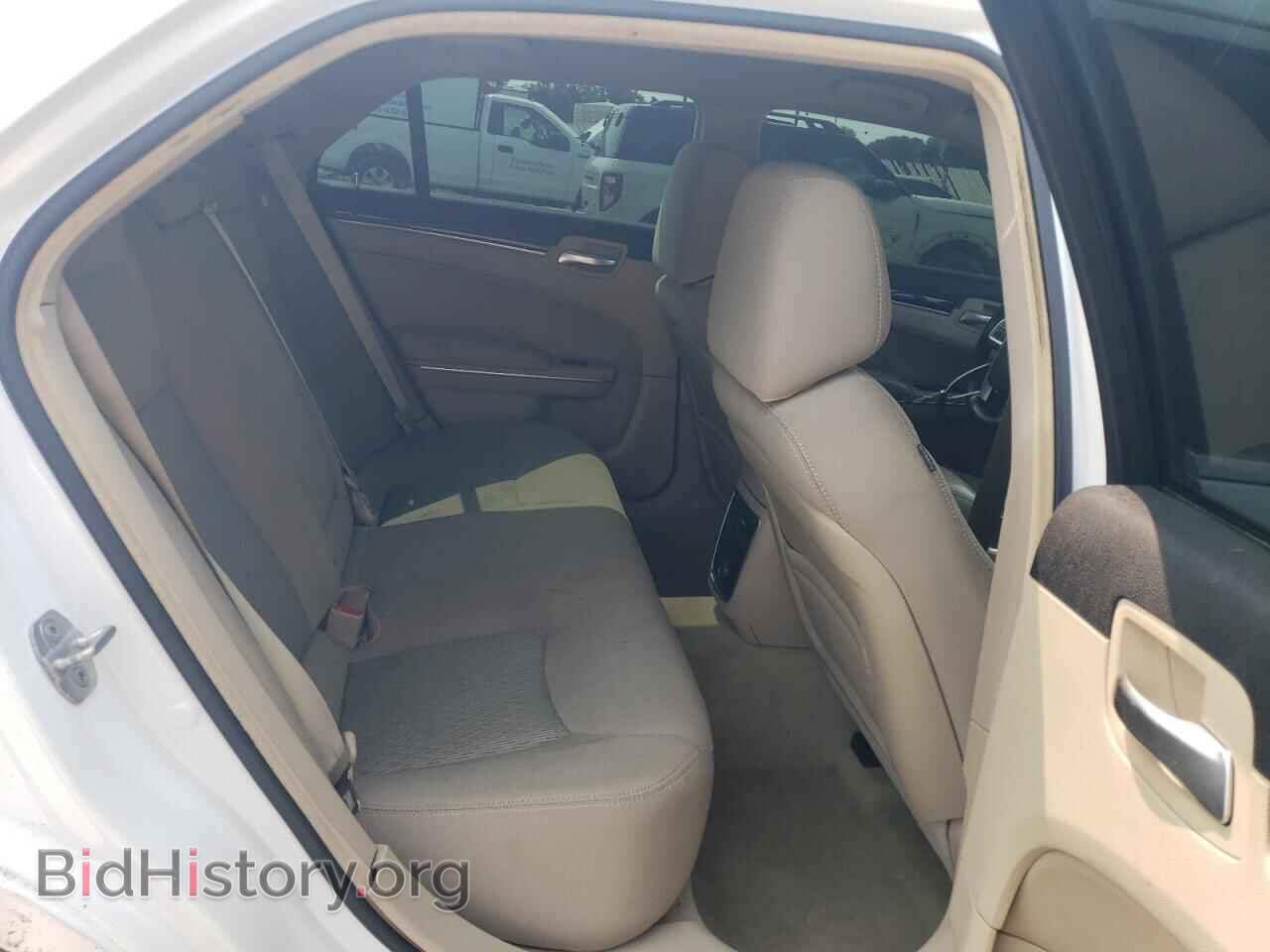 2012 CHRYSLER 300 - VIN: 2C3CCAAGXCH217016 - Фото 10