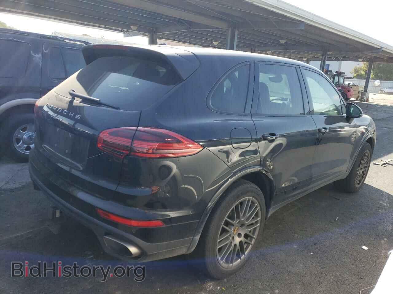 2017 PORSCHE CAYENNE - VIN: WP1AA2A28HKA91272 - Фото 3