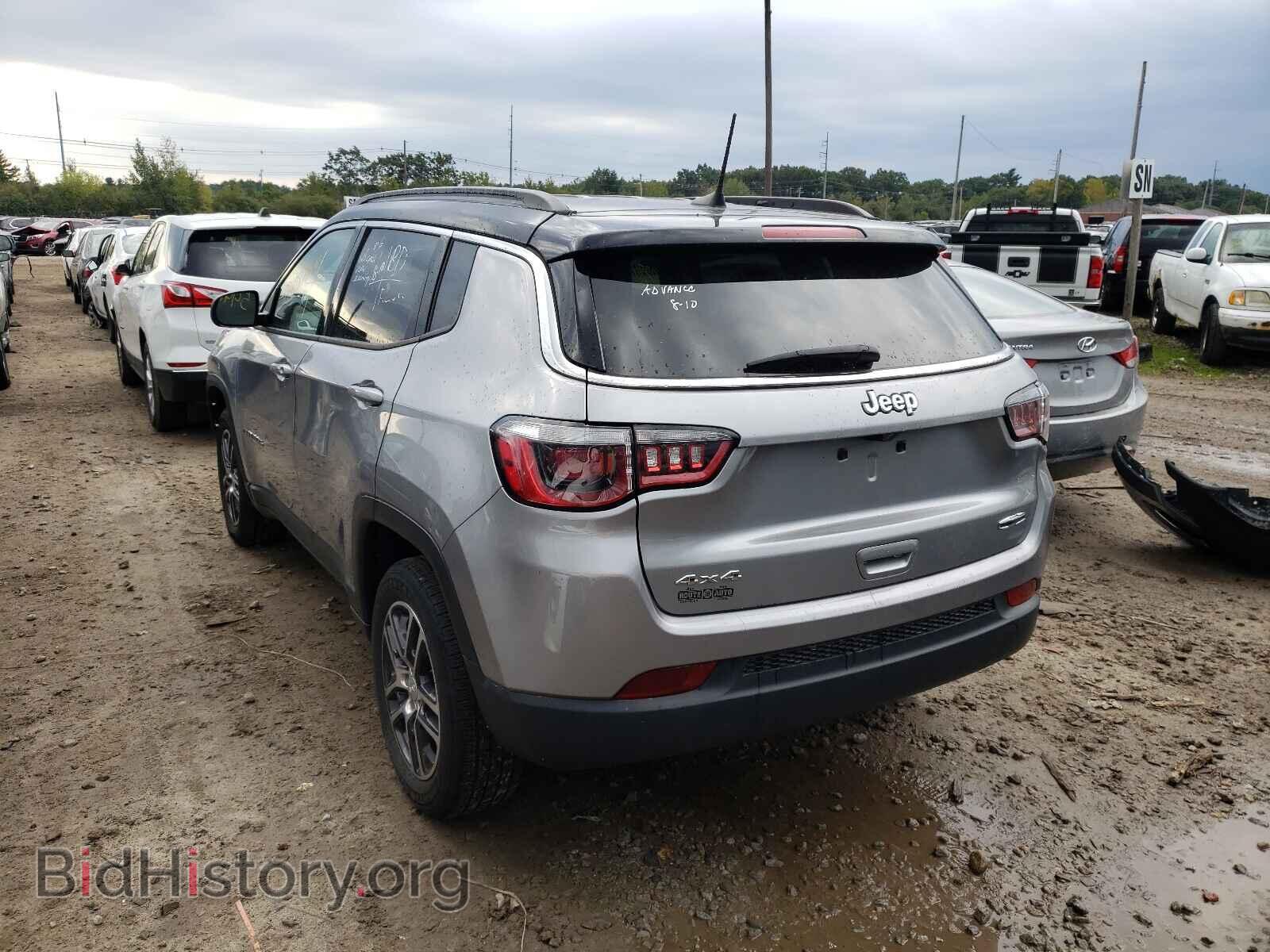 2018 JEEP COMPASS - VIN: 3C4NJDBB6JT180890 - Фото 3