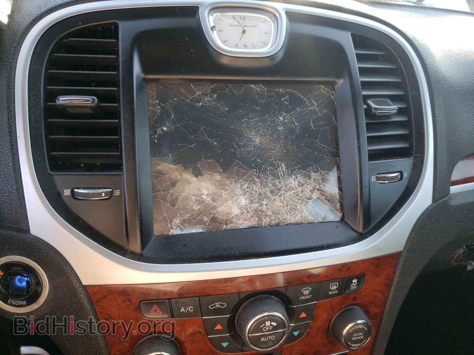2012 CHRYSLER 300 - VIN: 2C3CCACG3CH216576 - Фото 9