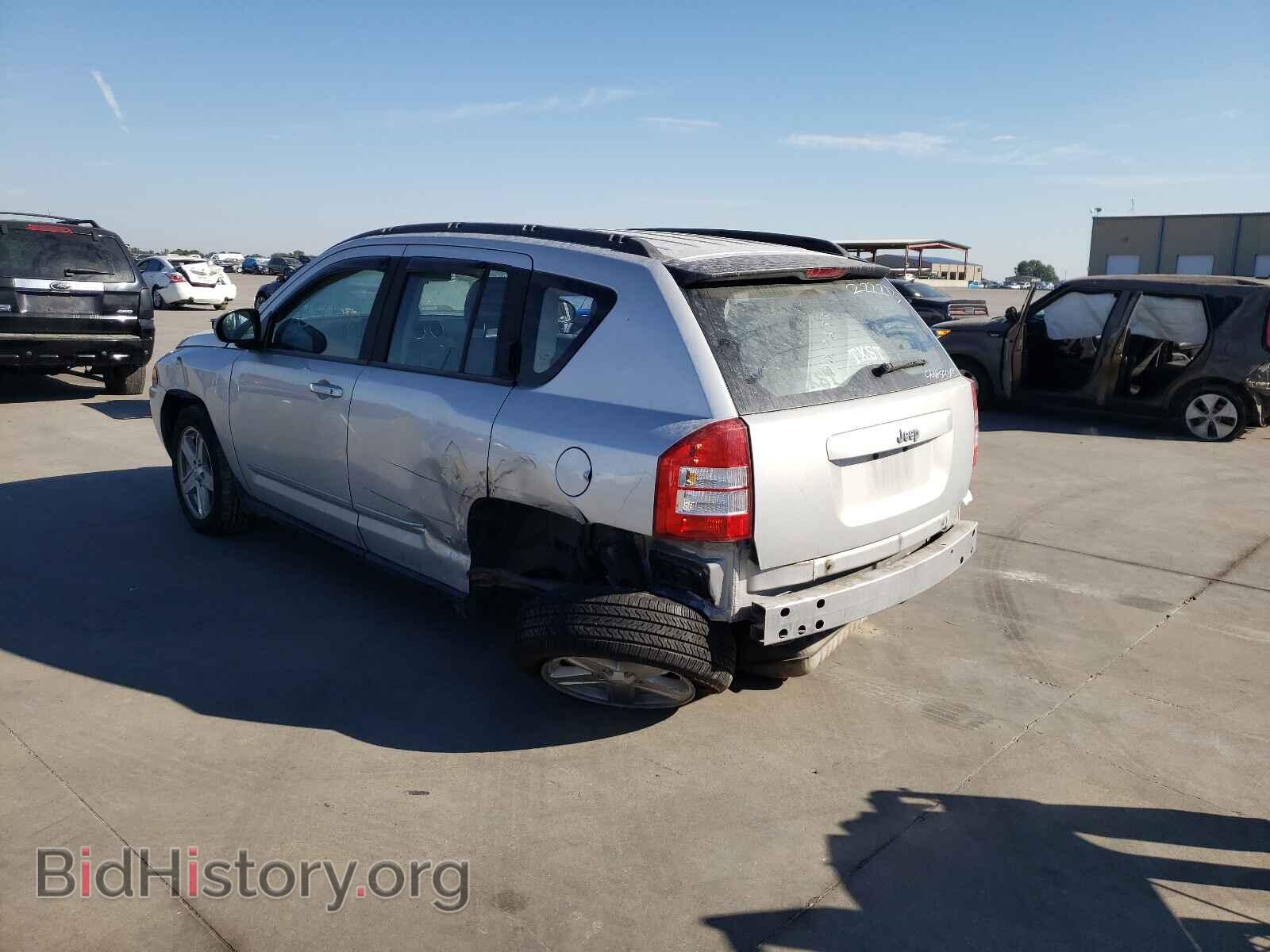 2010 JEEP COMPASS - VIN: 1J4NT4FB5AD612180 - Фото 3