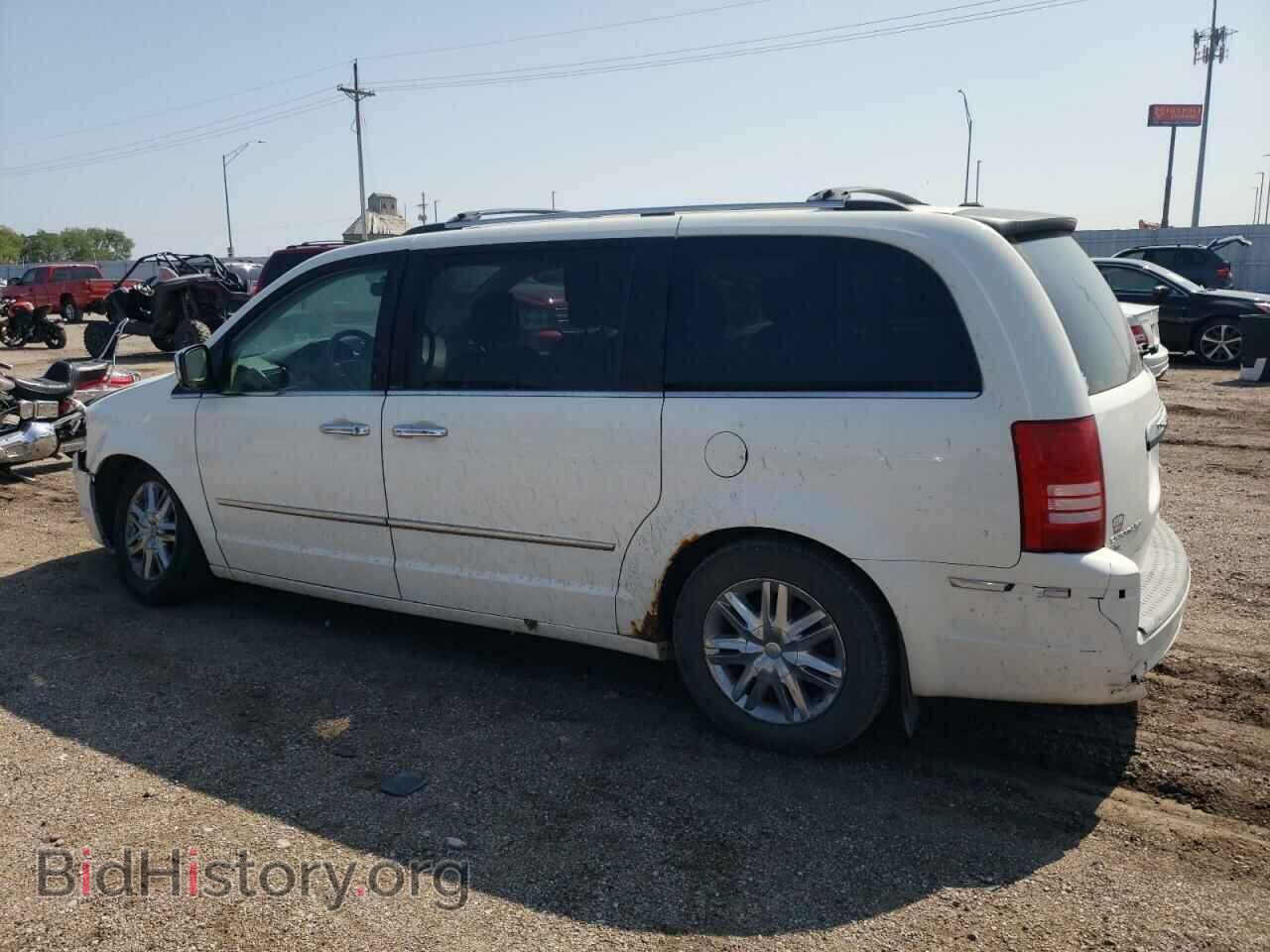 2010 CHRYSLER MINIVAN - VIN: 2A4RR7DX3AR414761 - Photo 2