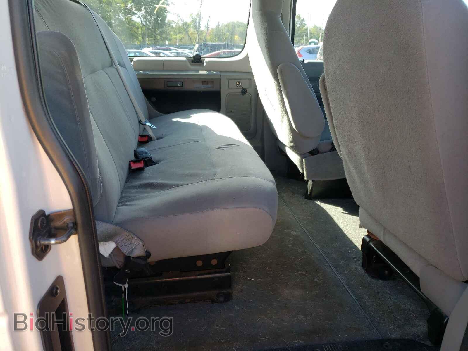 2010 FORD ECONOLINE - VIN: 1FBSS3BL2ADA52367 - Photo 6