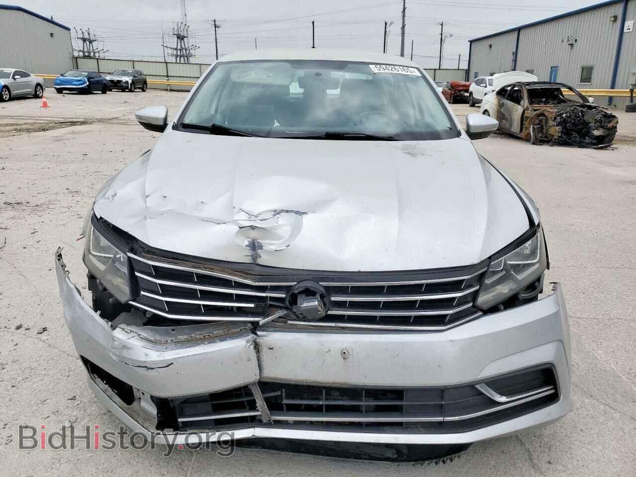 2017 VOLKSWAGEN PASSAT - VIN: 1VWAT7A31HC012758 - Фото 5
