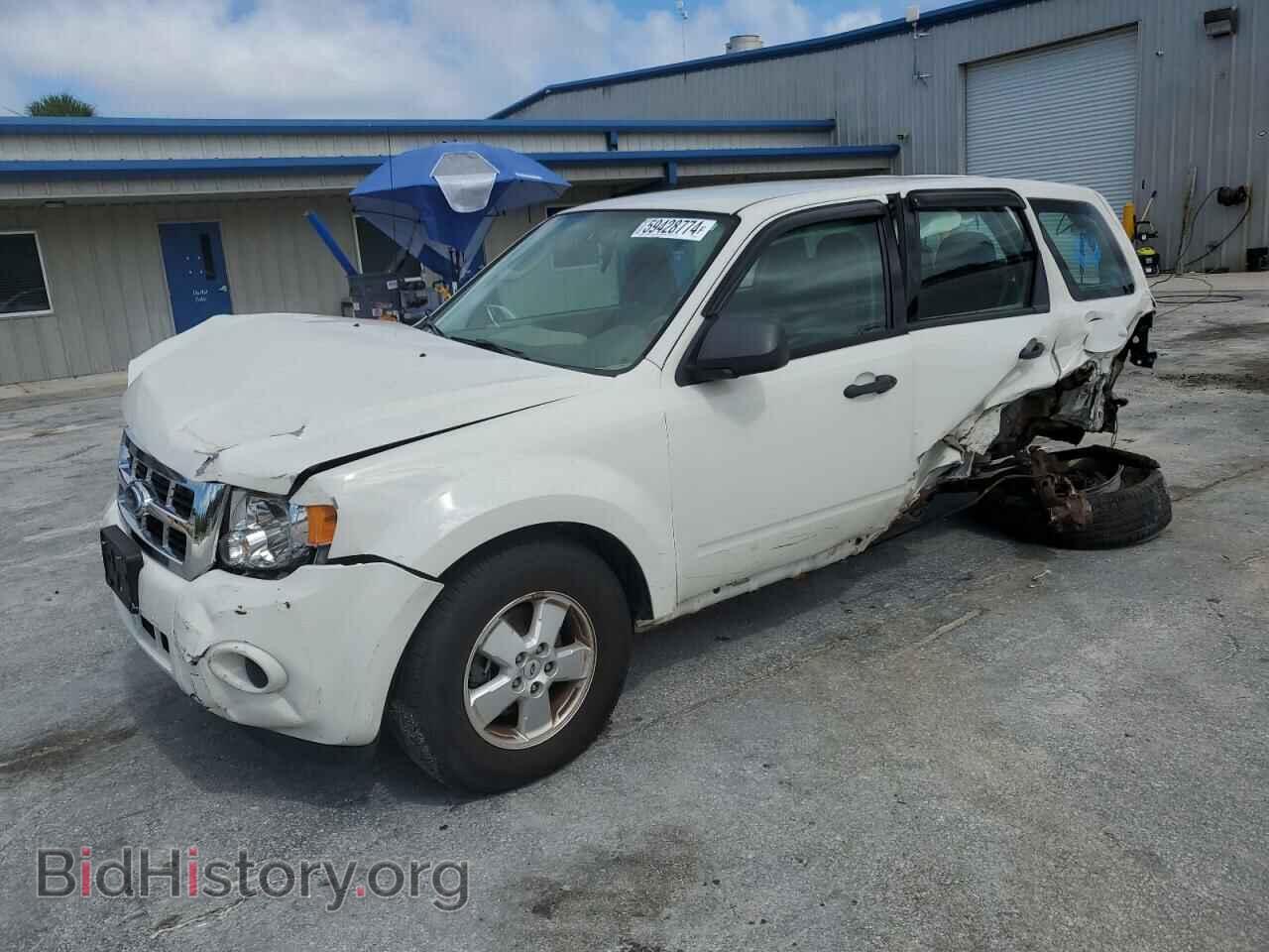 Фотография 1FMCU0C74CKB63927 - FORD ESCAPE 2012