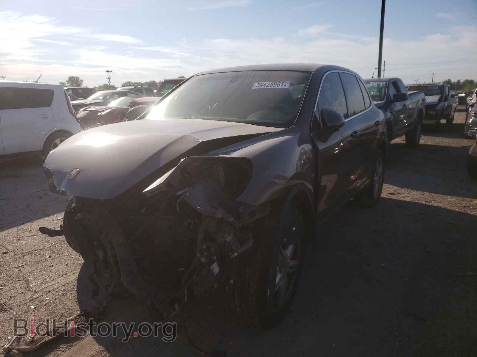2011 PORSCHE CAYENNE - VIN: WP1AE2A27BLA92435 - Фото 2