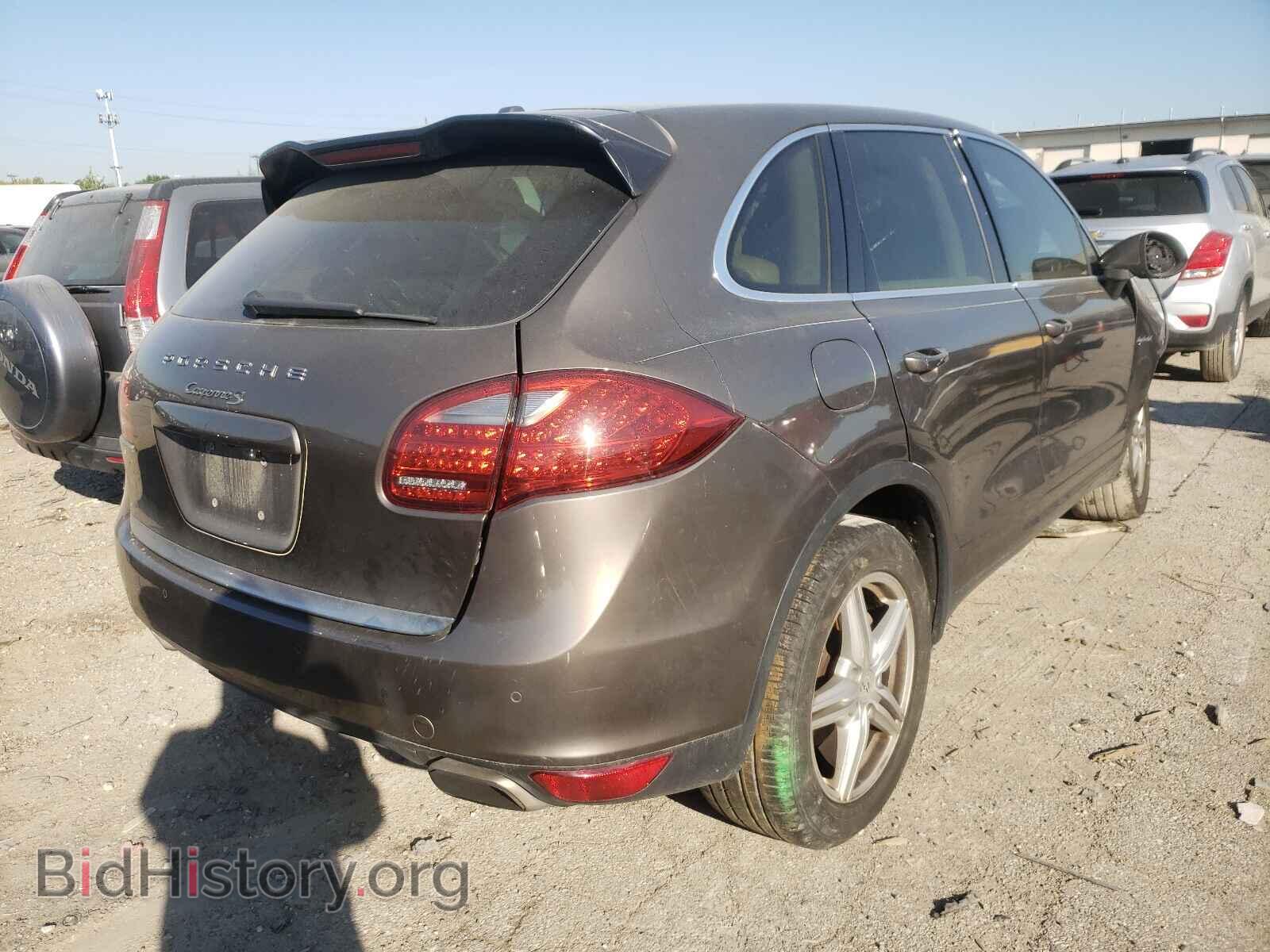 2011 PORSCHE CAYENNE - VIN: WP1AE2A27BLA92435 - Фото 4