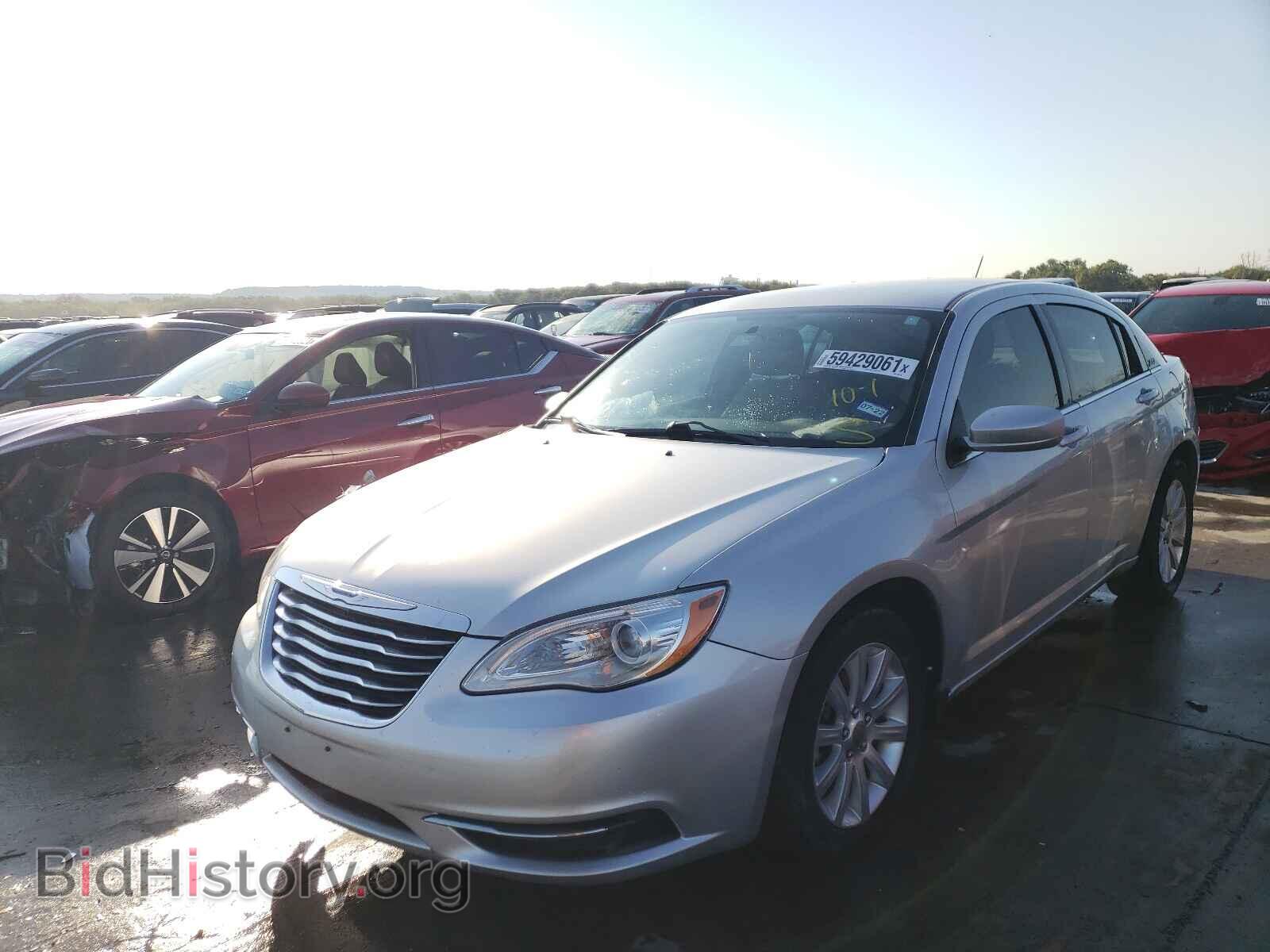 2012 CHRYSLER 200 - VIN: 1C3CCBBB9CN303174 - Фото 2