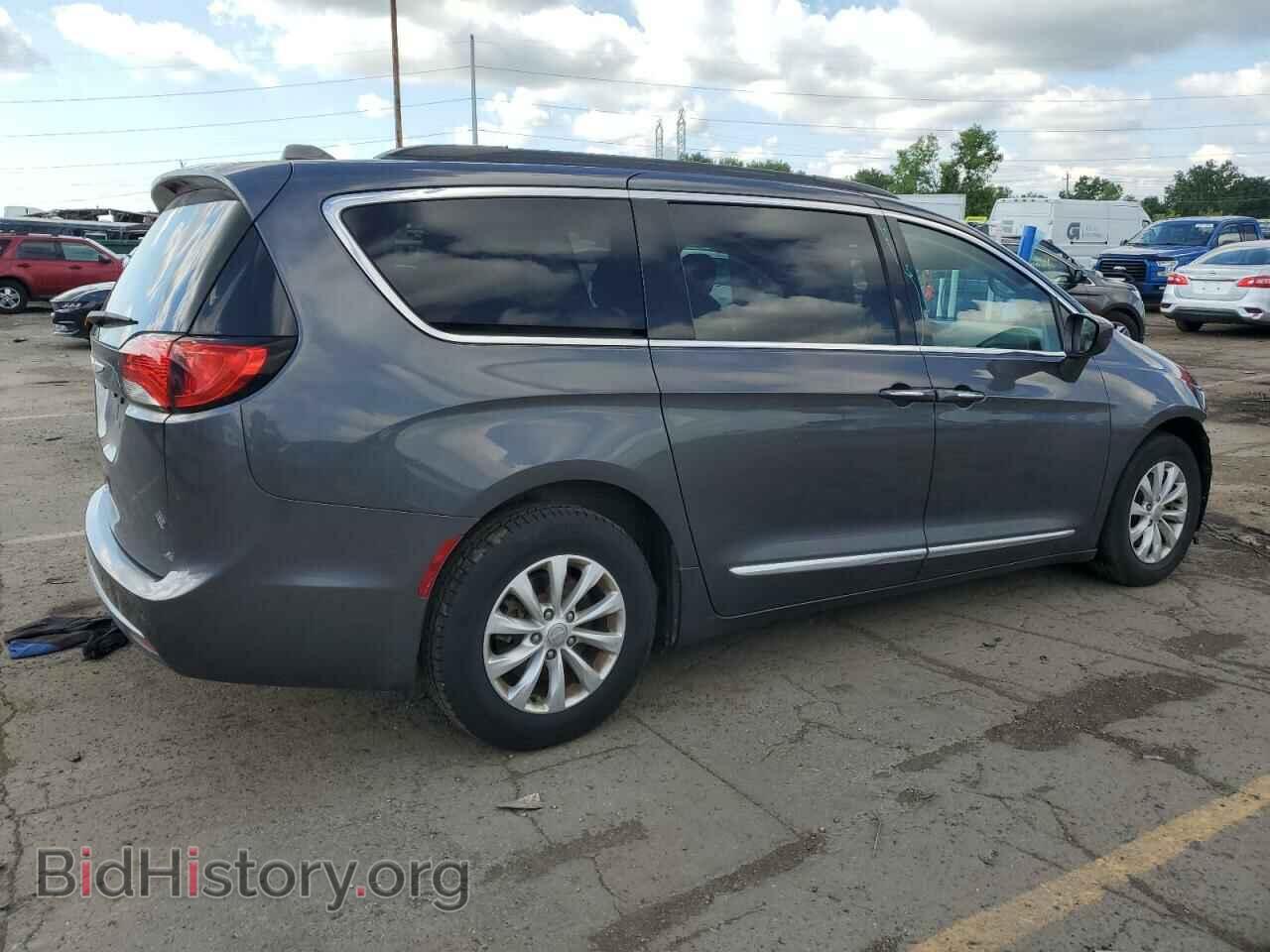 2017 CHRYSLER PACIFICA - VIN: 2C4RC1BG3HR744756 - Фото 3