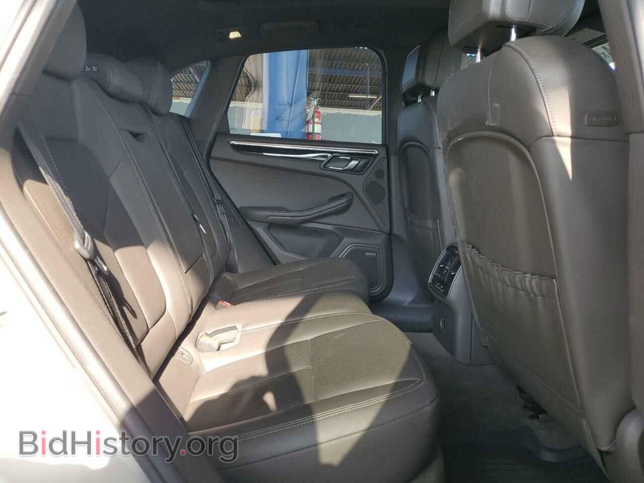2017 PORSCHE MACAN - VIN: WP1AA2A50HLB04746 - Photo 10