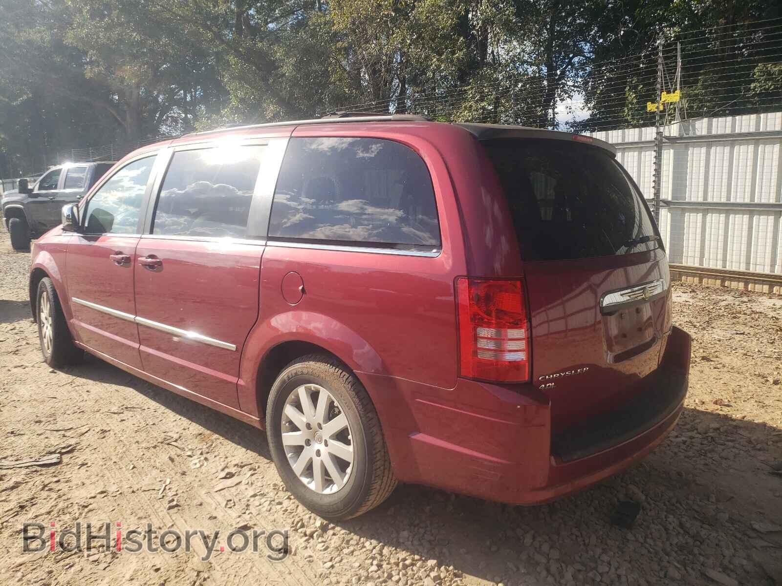 2010 CHRYSLER MINIVAN - VIN: 2A4RR8DX3AR320773 - Фото 3